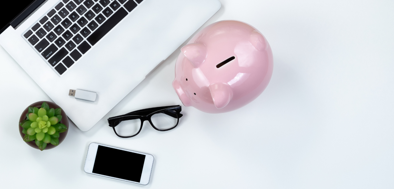 manage your finances as a Virtual Assistant